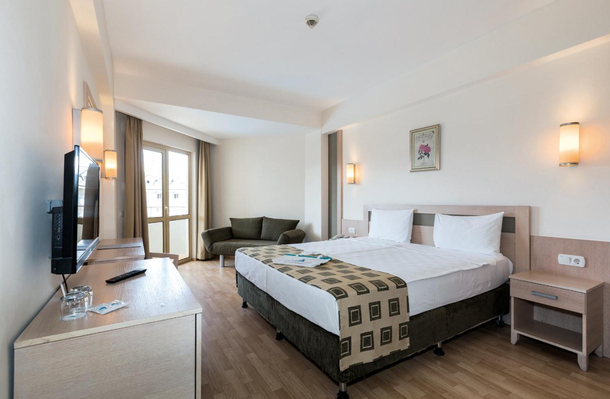 Side Breeze Hotel 安塔利亚 外观 照片