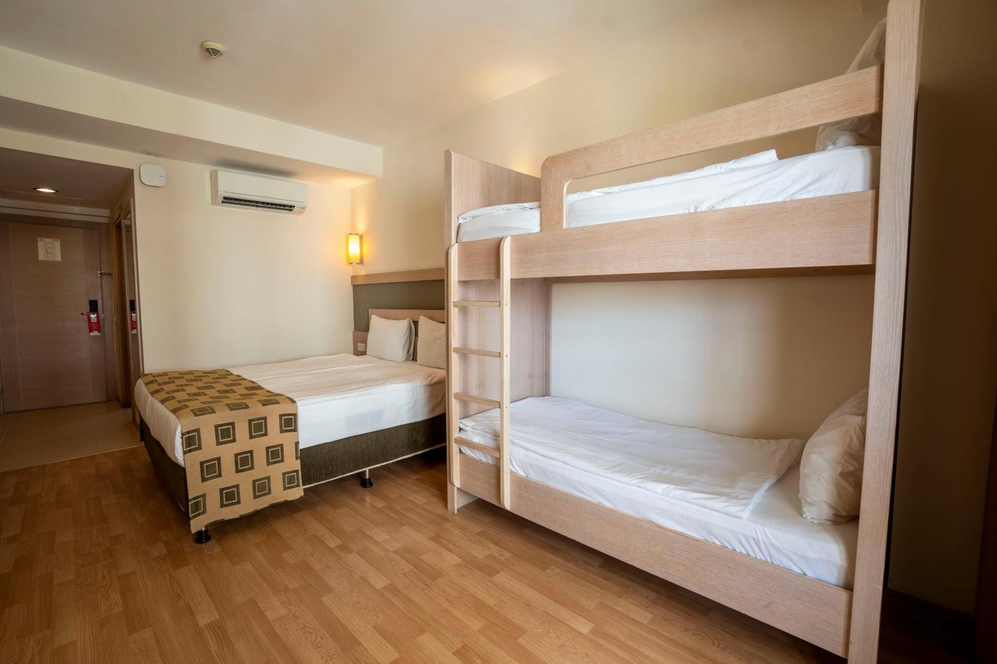 Side Breeze Hotel 安塔利亚 外观 照片