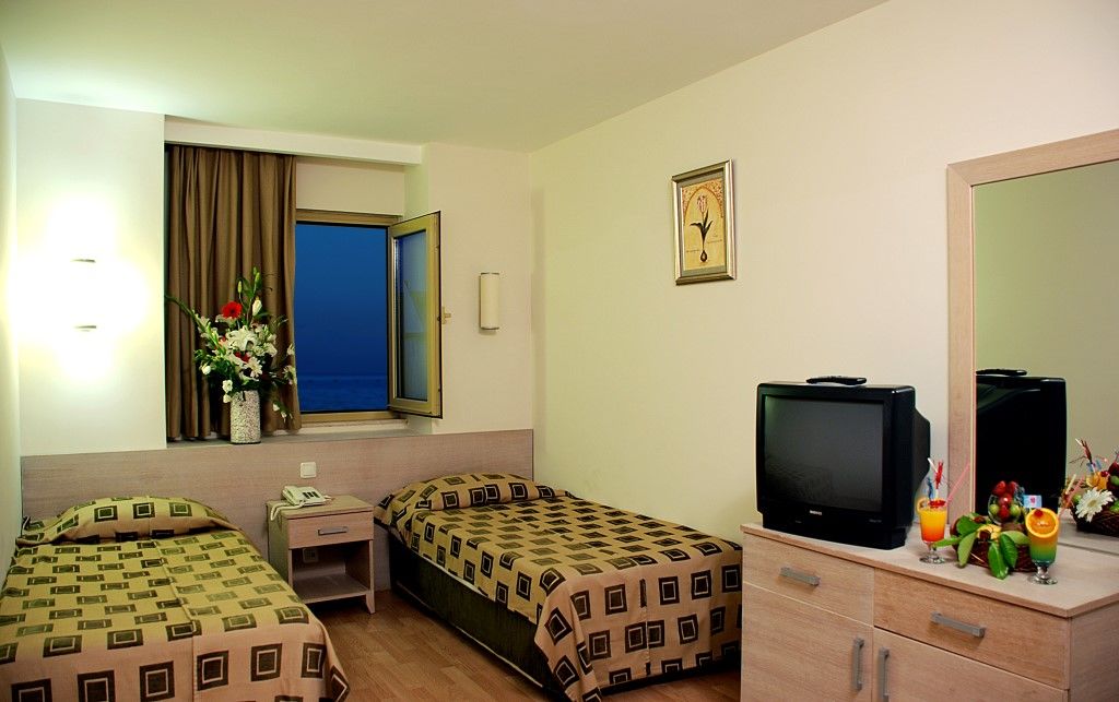 Side Breeze Hotel 安塔利亚 外观 照片