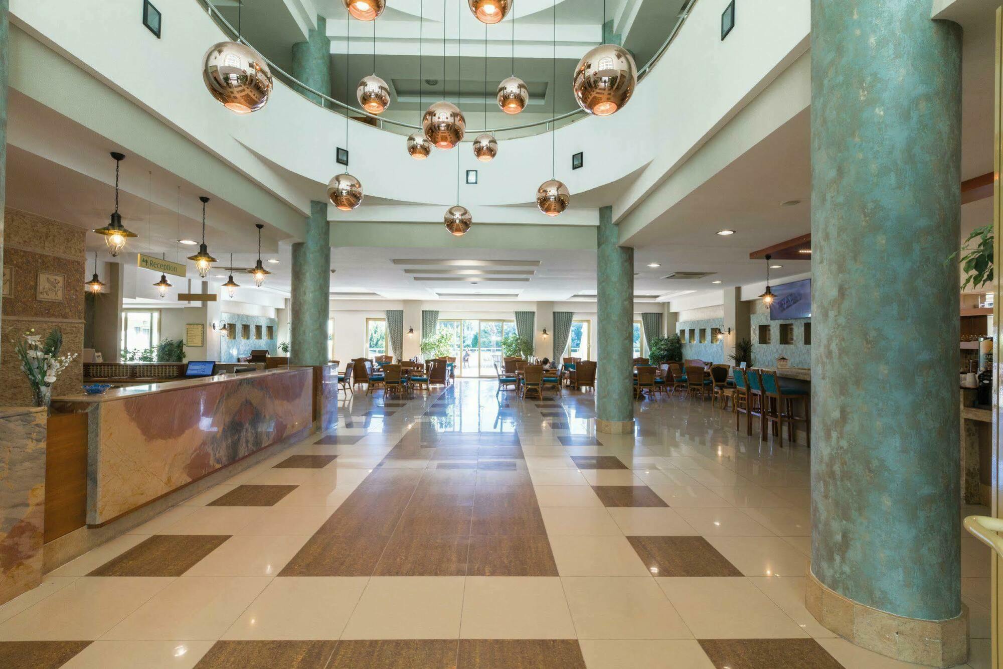 Side Breeze Hotel 安塔利亚 外观 照片